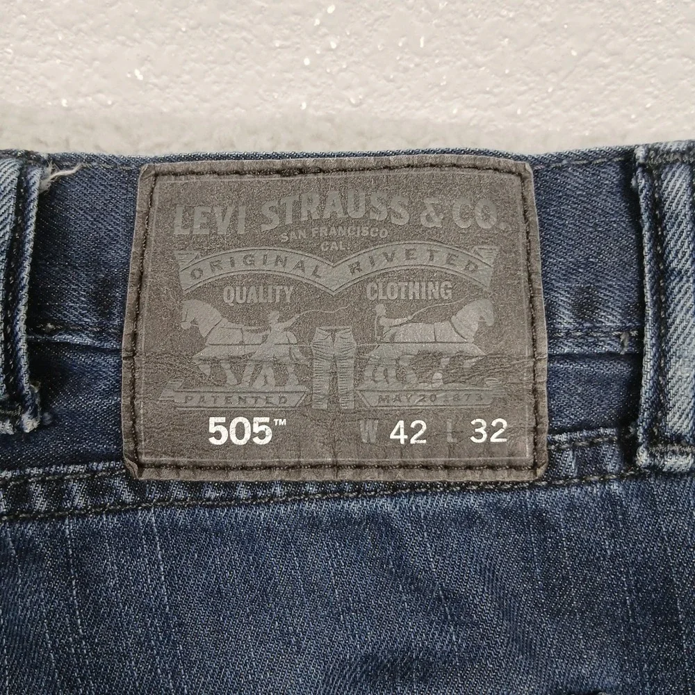 Levi's 505 Jeans Men‎ 42x32 Straight Leg Dark Wash Denim